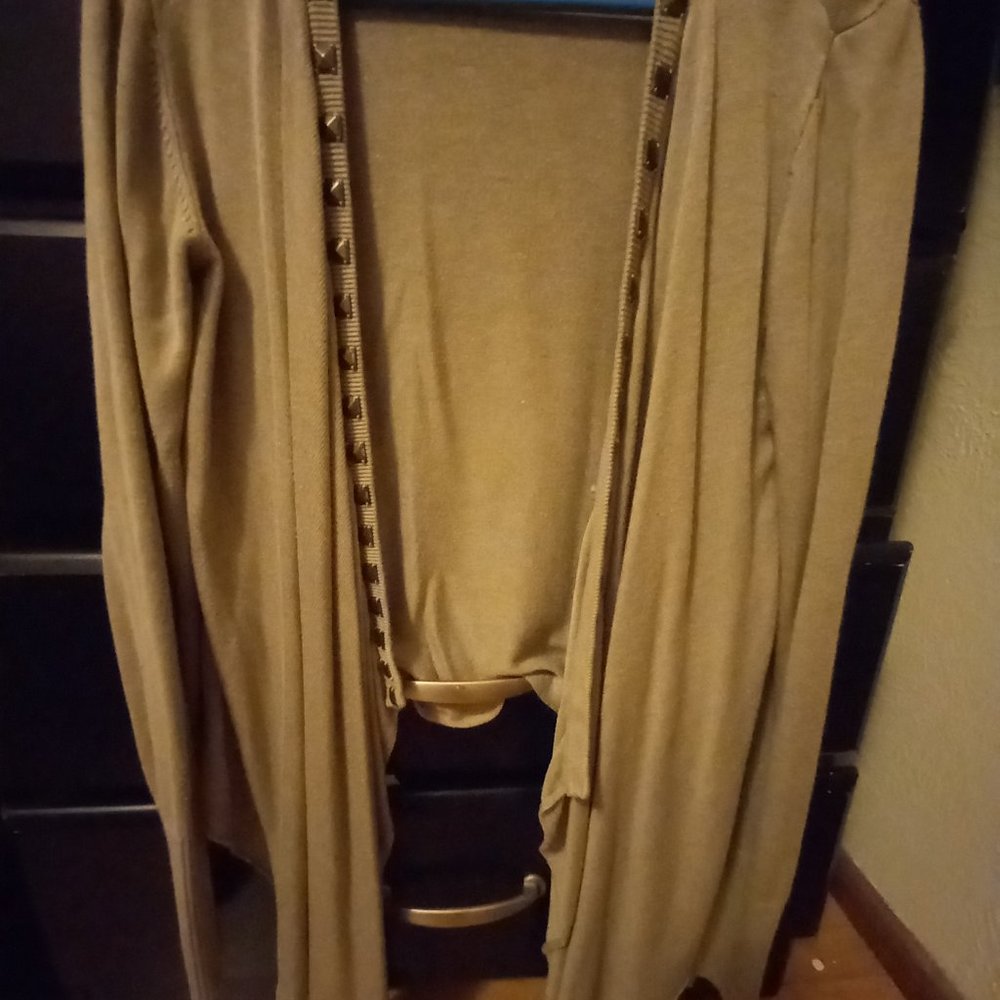 Sweater/wrap